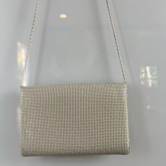Vintage Jane Shilton Cream Colored Mesh Purse With Chain & Gold Accent - Picture 8 of 12